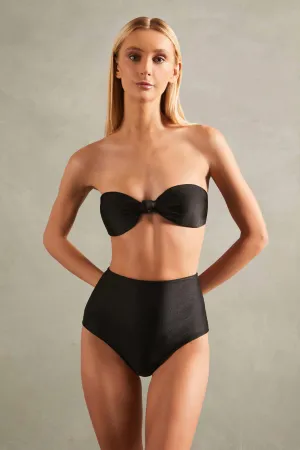 Biquini Hot Pants Top Nó Timeless