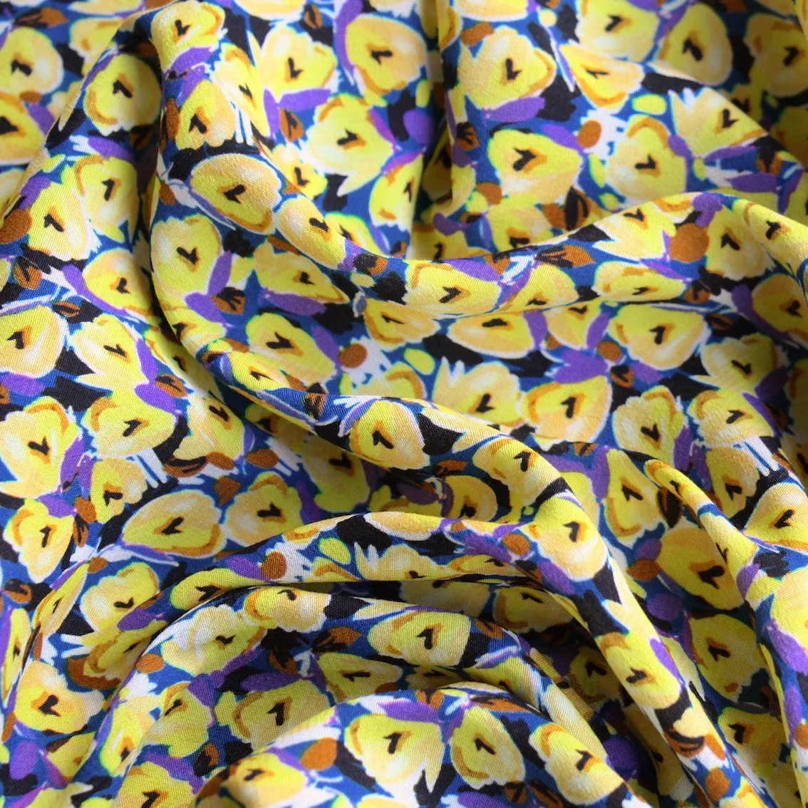 Clustered Giallo