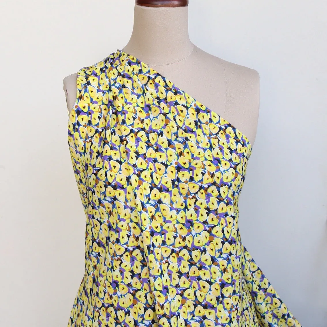 Clustered Giallo