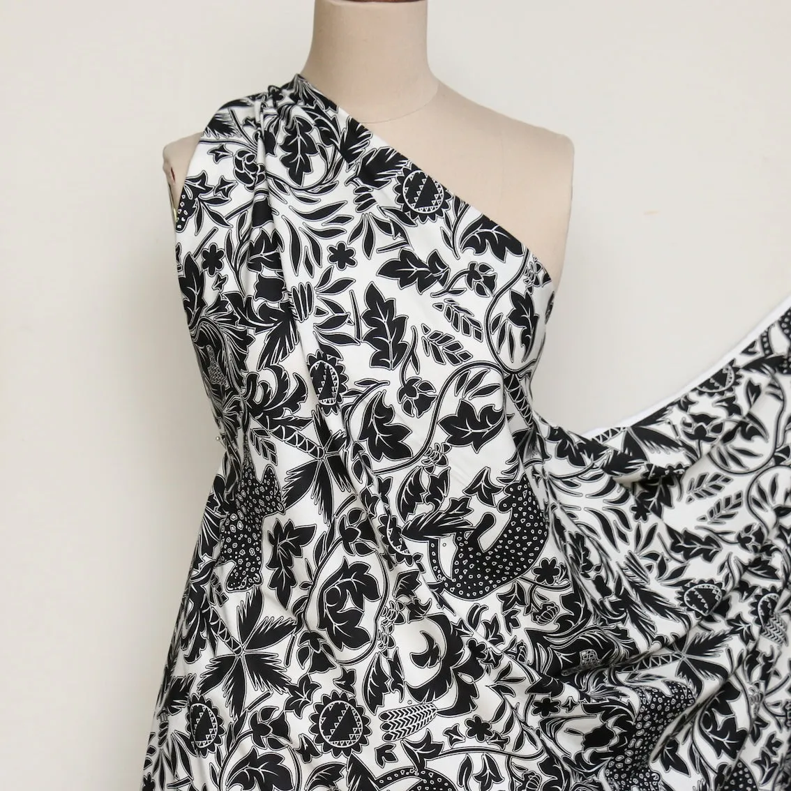 Deco Panther Poplin