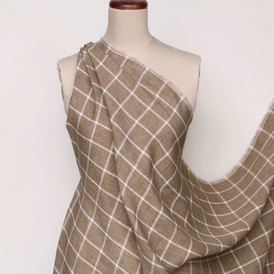 Gingerbread Squares Linen Check