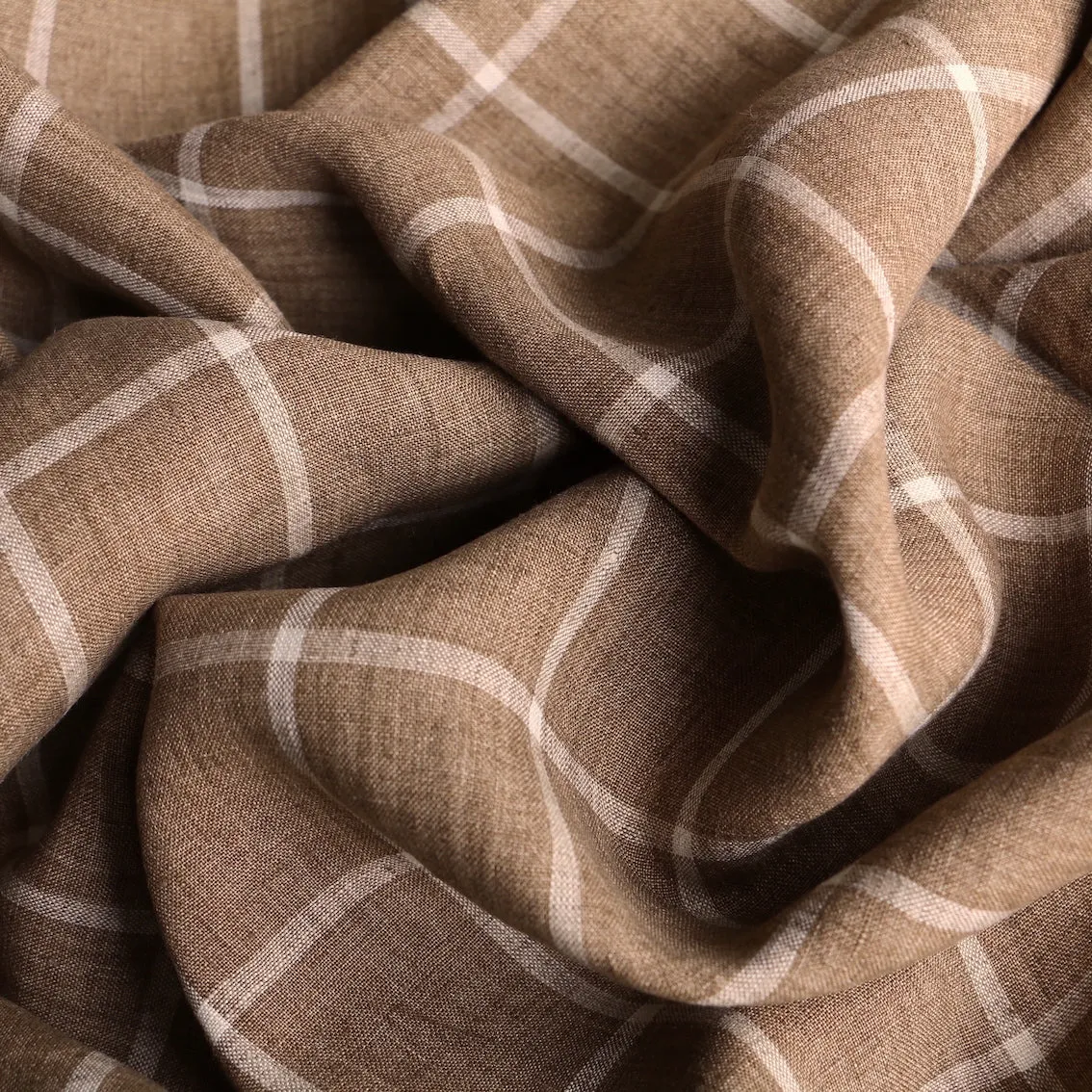 Gingerbread Squares Linen Check