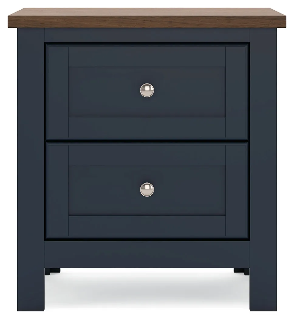 Landocken Full Panel Bed with Mirrored Dresser, Chest and 2 Nightstands in Brown/Blue