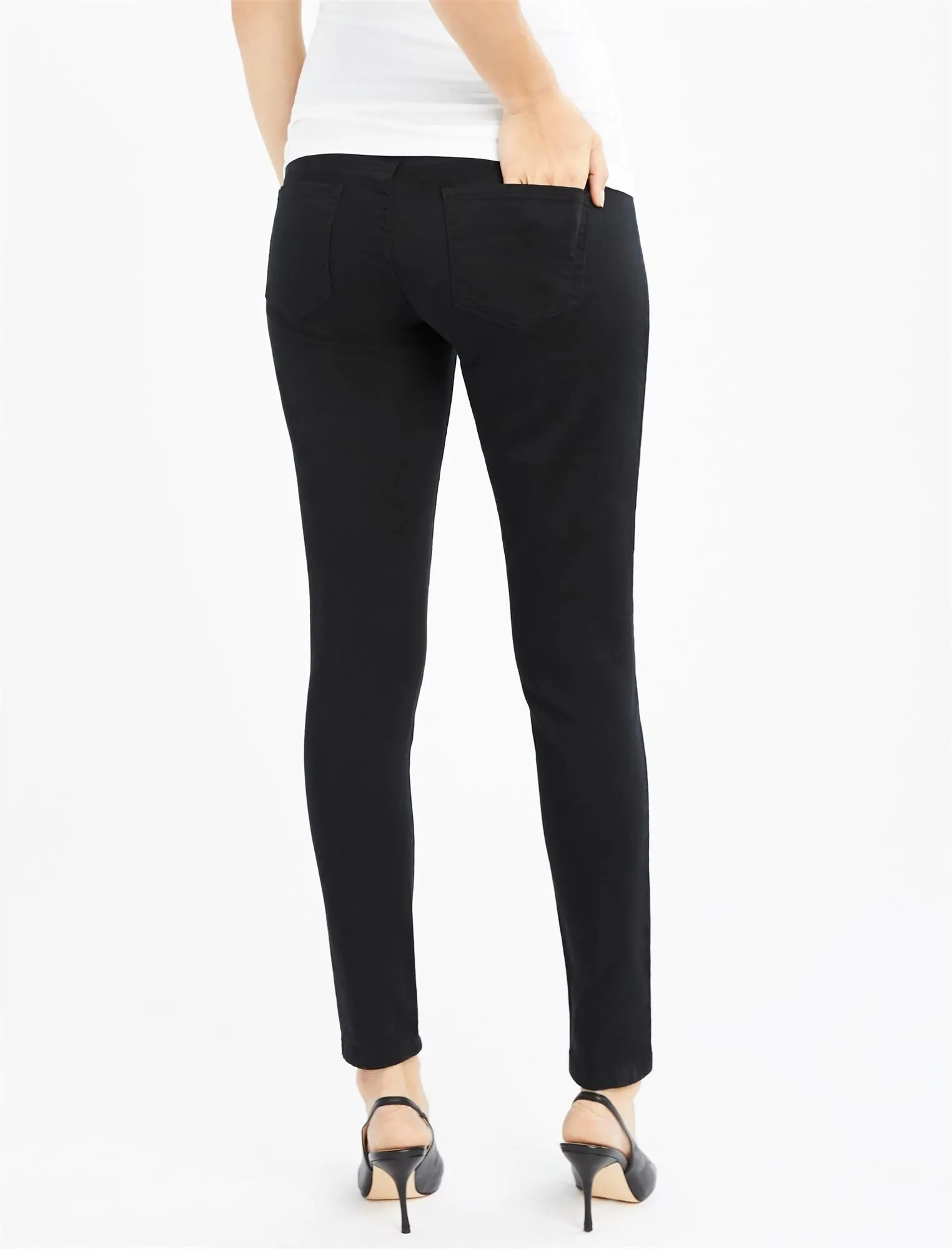 The Bella Secret Fit Belly 5-Pocket Skinny Leg Maternity Pants in Black