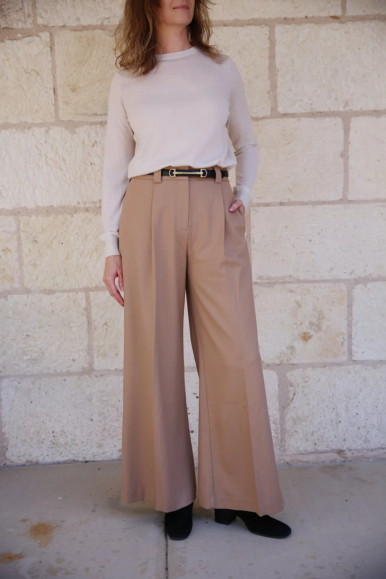 Tiffany Mid-Waisted Wideleg Trouser Camel
